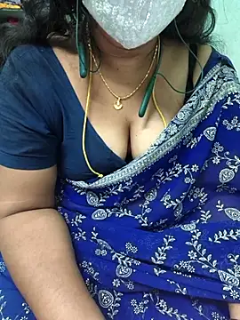 Snapshot of Tamil-kaviya98 chatting on July 2026 06:47:02 PM Tamil-kaviya98 online show from July 2026 06:47:02 PM