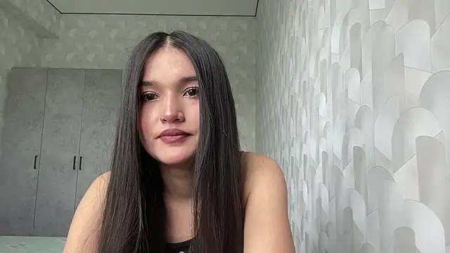 LisetteParajon online show from June 2026 05:09:02 AM