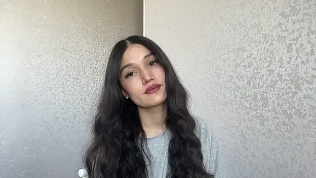 LisetteParajon online show from July 2026 05:04:02 AM