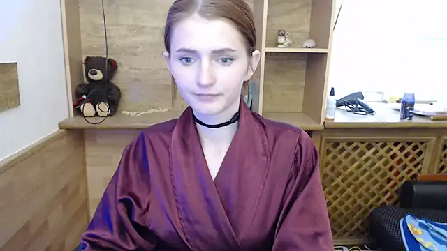 ViolaHot  online show from May 2026 10:00:02 AM