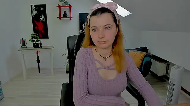 CamelliaStone online show from May 2026 06:43:02 AM