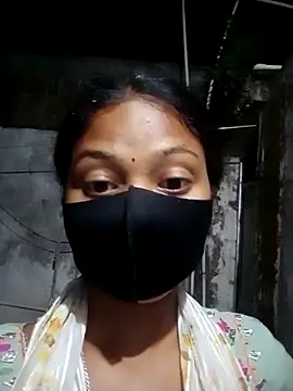 Madhuri-singh88 online show from May 2026 06:05:02 PM