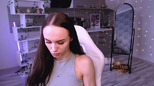 NicoleMerz online show from June 2026 11:12:01 AM