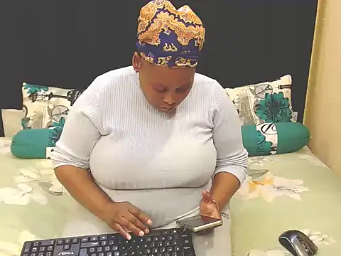 sexychubbypussyx online show from July 2026 04:20:02 PM