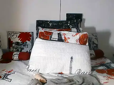 QueenBae 53 online show from June 2026 08:01:01 PM