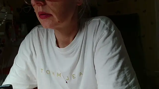 KathleenEdwards online show from July 2026 10:39:02 AM