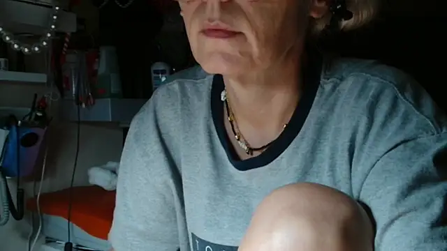 KathleenEdwards online show from July 2026 10:38:01 PM