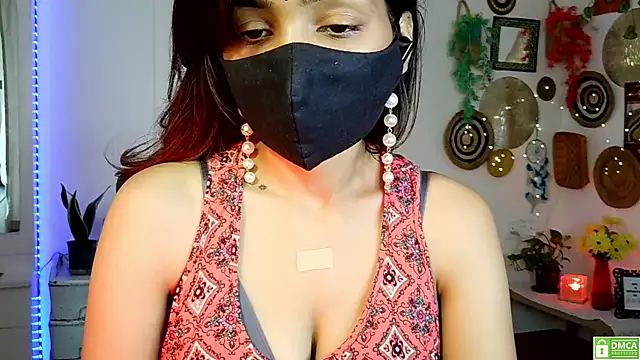 Yalinahotty online show from June 2026 04:21:02 AM