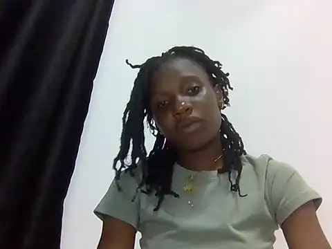 Sexxy petite1 online show from June 2026 03:42:02 PM