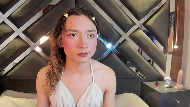 SeleneValmont online show from June 2026 05:59:01 PM