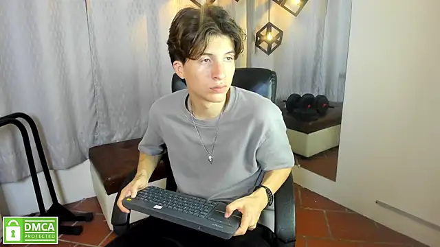 Marcoviolet online show from July 2026 08:03:01 PM