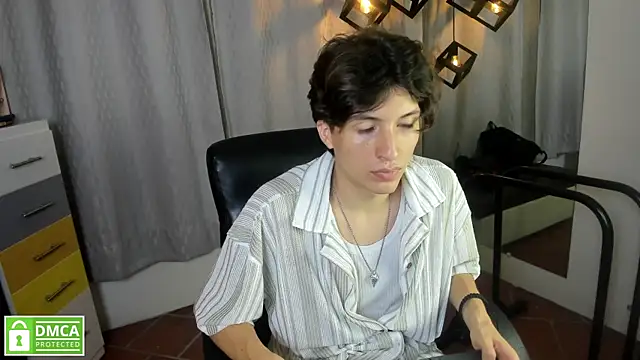 Marcoviolet online show from July 2026 10:30:02 PM