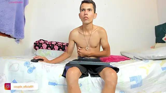 Snapshot of CoupleTemptation chatting on July 2026 11:33:02 PM CoupleTemptation online show from July 2026 11:33:02 PM