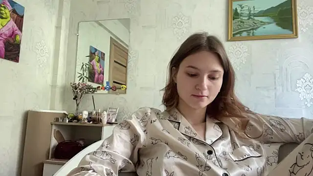 HeIen cute online show from June 2026 03:33:01 AM