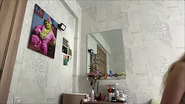 HeIen cute online show from June 2026 05:39:02 AM