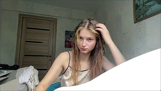 HeIen cute online show from July 2026 06:16:02 AM