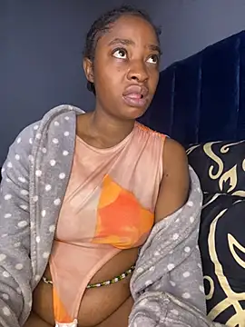 HotGarotinha online show from July 2026 06:58:02 AM