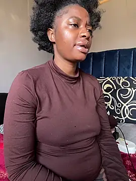 HotGarotinha online show from July 2026 11:02:01 AM
