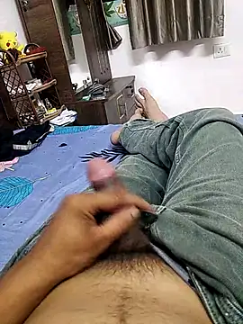 Dakuu A online show from July 2026 07:31:02 PM