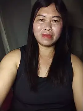 -Hatybi- online show from May 2026 06:17:01 PM