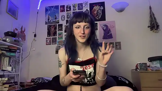 batzy666 online show from June 2026 10:37:02 AM