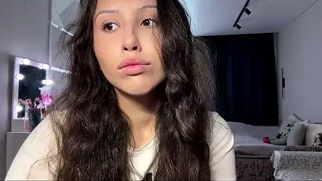Alicekitty67 online show from July 2026 07:46:02 AM