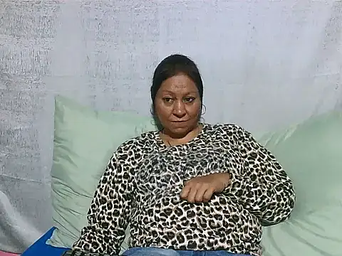 IndianSexyMilf69 online show from June 2026 05:27:02 AM