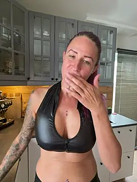 GermanMilfJasmin online show from July 2026 10:39:01 AM