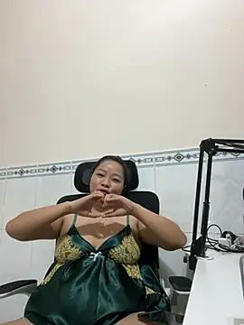 Senkolive online show from June 2026 06:49:01 AM
