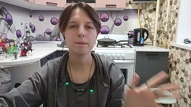 Saranade online show from May 2026 05:11:01 PM