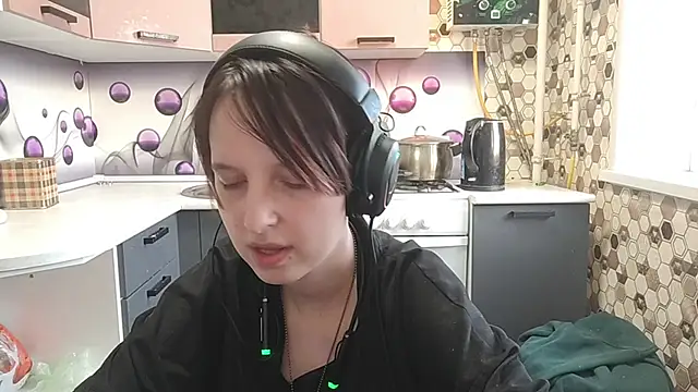 Saranade online show from June 2026 04:51:02 PM