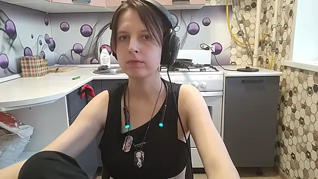 Saranade online show from July 2026 04:58:02 PM