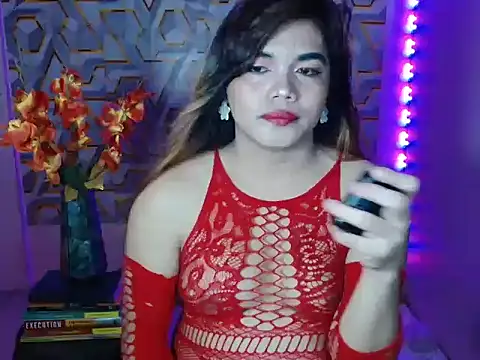 Snapshot of mikhay101 chatting on July 2026 11:39:02 AM mikhay101 online show from July 2026 11:39:02 AM