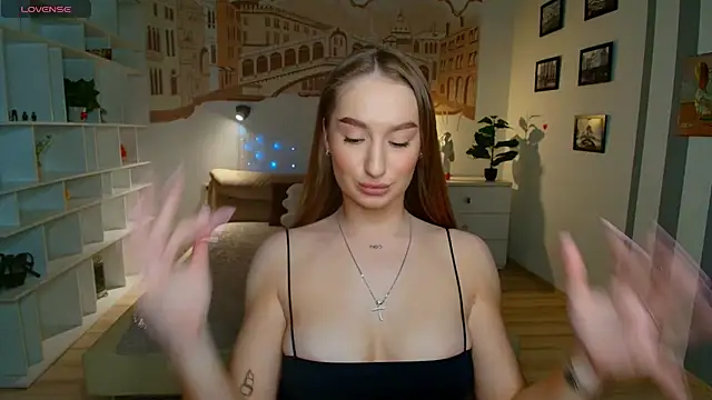 AlisaFoxis online show from July 2026 05:38:01 PM