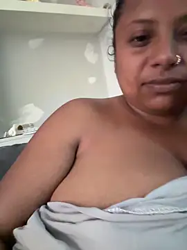 LittleMissGrippy online show from June 2026 03:27:02 PM