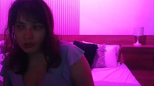 ValentinaGreyy online show from June 2026 09:56:02 PM