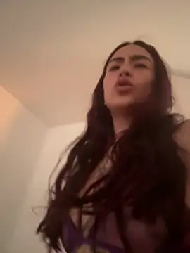  Lia Moon  online show from May 2026 07:23:02 PM