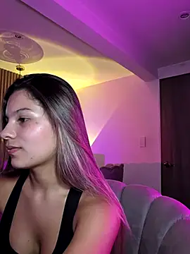 emilyvex online show from July 2026 03:13:02 AM