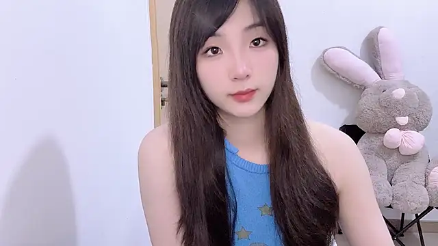 Louise-3 online show from June 2026 06:52:02 AM