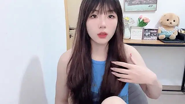 Louise-3 online show from June 2026 09:57:02 PM