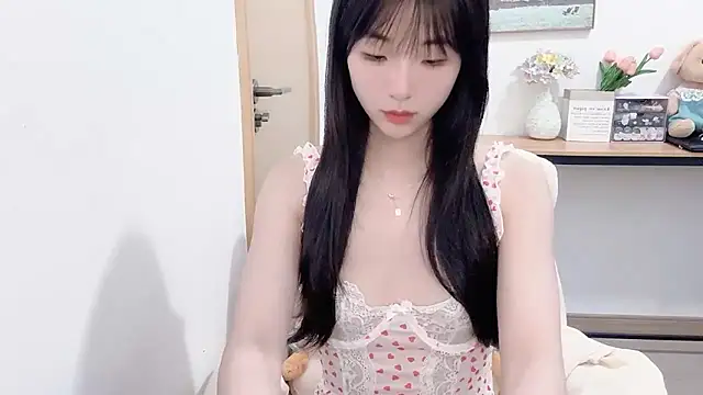 Louise-3 online show from July 2026 10:27:01 PM