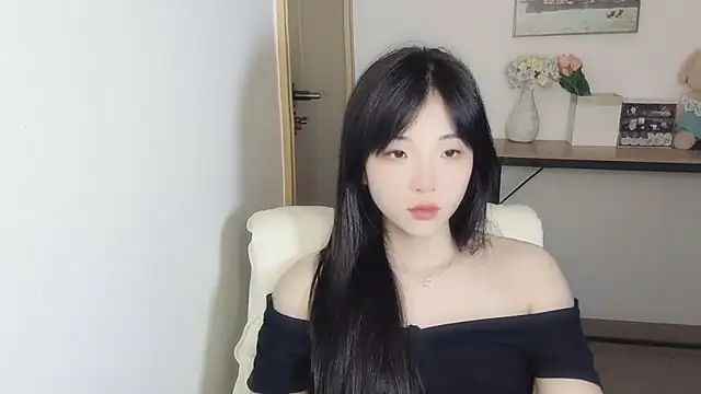 Louise-3 online show from July 2026 11:27:01 AM