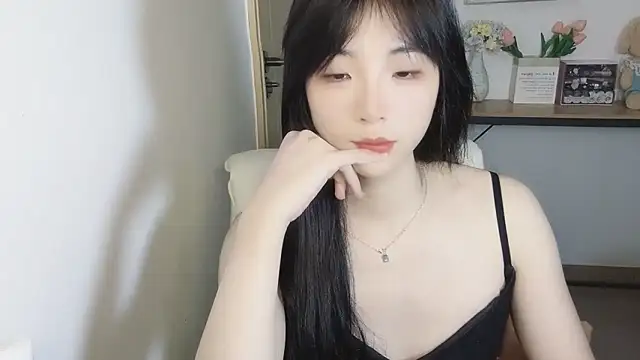 Louise-3 online show from July 2026 01:13:02 PM