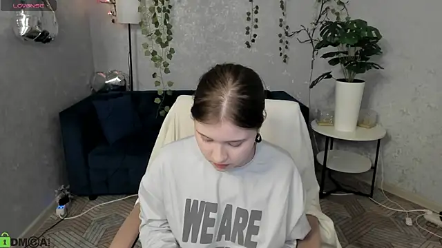 Kylie-Voss online show from June 2026 11:29:02 AM