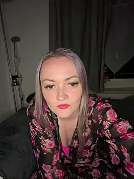 Snapshot of Alex-Blond chatting on July 2026 08:11:02 PM Alex-Blond online show from July 2026 08:11:02 PM