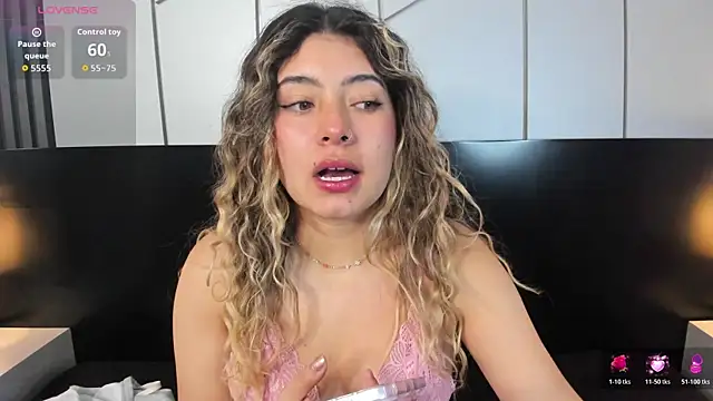 ChloeBelle  online show from July 2026 01:29:02 PM