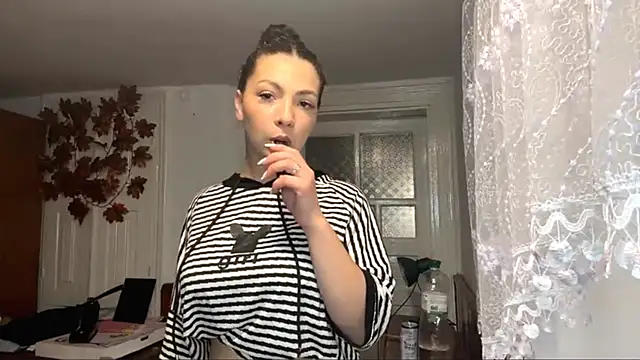 MargyClingingsmith online show from July 2026 04:37:02 PM