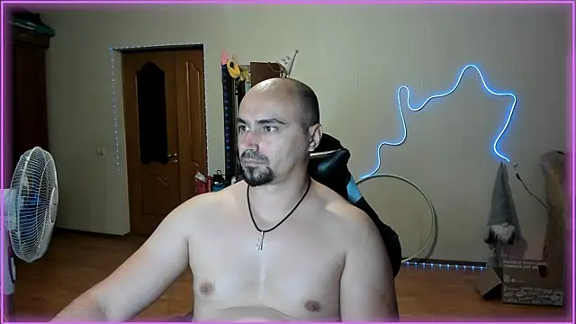 -SexyDaddy- online show from July 2026 02:41:01 PM