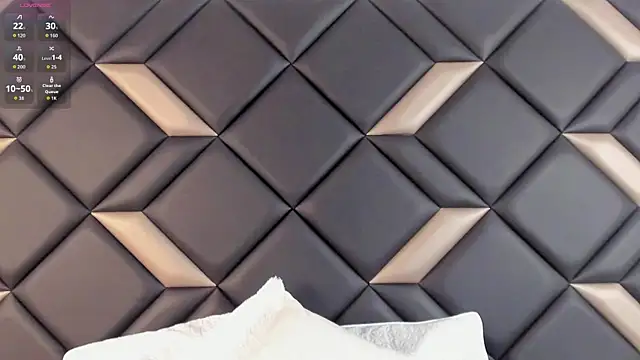 AdrianaHarlow online show from June 2026 07:14:02 PM