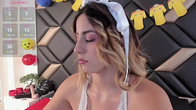 AdrianaHarlow online show from July 2026 03:16:01 PM